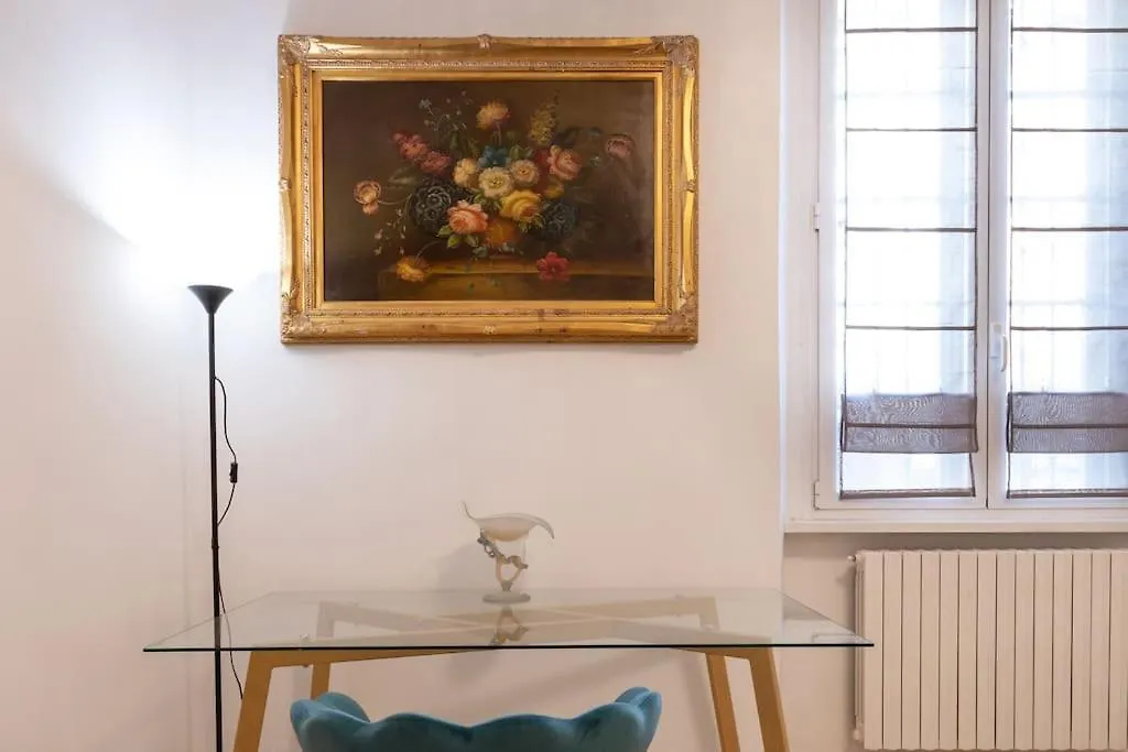 Central Apartment De Angeli Charm Residence Mediolan